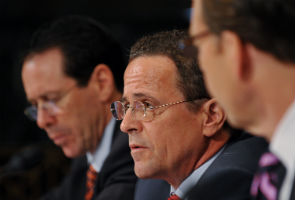 AT&T's T-Mobile buy faces congressional scrutiny
