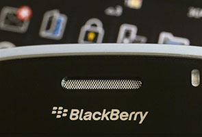 RIM turns to Asia with BlackBerry Curve 9220 launch, sees hope