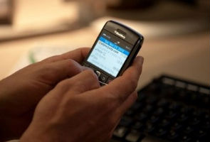 Novel Blackberry alerts for Philippine disasters