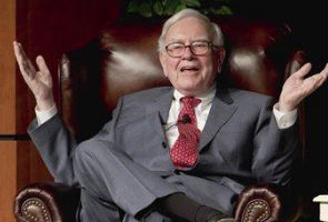 Berkshire buys 5 percent of IBM, takes other stakes