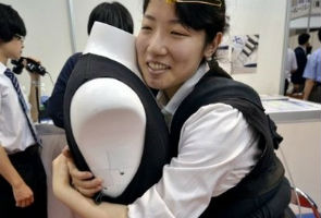 Japan's 'Sense-Roid' replicates human hug