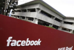 Facebook sharing sending readers to big news sites