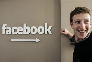 Historic Facebook debut falls flat