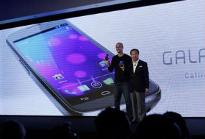 Samsung and Google unveil Galaxy Nexus smartphone