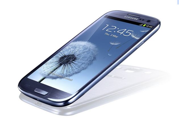 Samsung Galaxy S III official: 4.8-inch HD display, 8MP camera, S-Voice