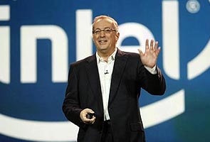Intel set to rise on move into mobile - reports