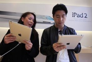 Apple earnings strong, couldn't meet iPad demand