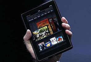 Amazon aims to launch front-lit Kindle in July