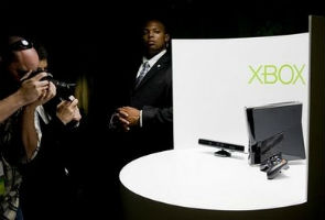 Microsoft Kinect makes moves on computers
