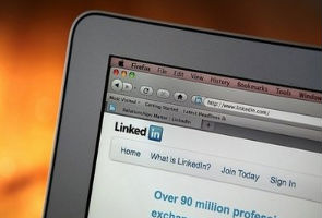 Office to-do list seldom gets done: LinkedIn