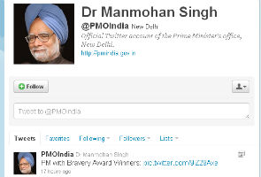 Manmohan joins Twitter