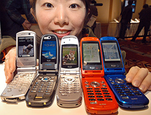 Phones to beat computers for surfing net in China