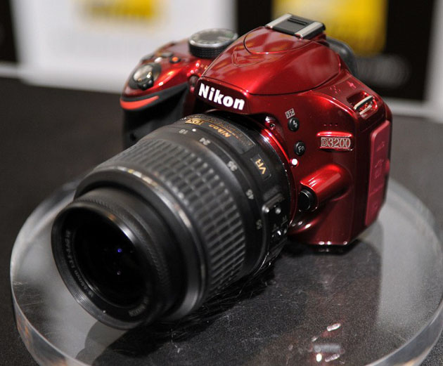 Nikon announces entry-level D3200 DSLR camera