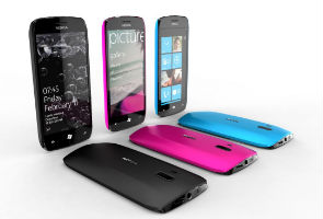 Nokia declares war in US smartphone market