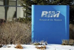 RIM launches software to accommodate Apple users