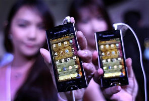 Sony Ericsson eyes Android market with new phones