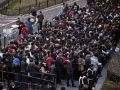 Beijing Apple store egged after iPhone delay