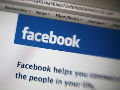 Greenpeace urges Facebook to 'like' green energy