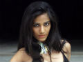 Poonam Pandey runs riot on Twitter