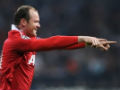 Rooney threatens to put Twitter abuser 'asleep'