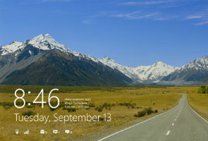 Microsoft previews Windows 8, stresses tablets