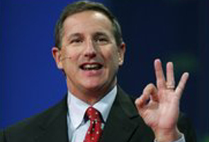 HP sues its ex-chief in new job HP sues its ex-chief in new job