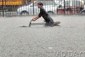 midday_rains_mumbai_2_295.jpg