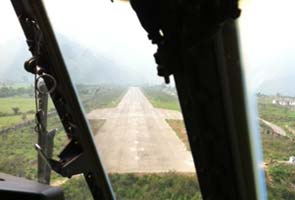 C130J_Dharasu_landing_295x200.jpg