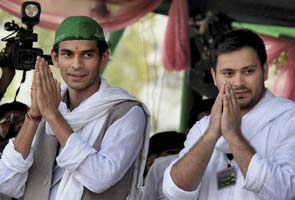 Lalu_Prasad_sons_at_Parivartan_rally_295x200.jpg