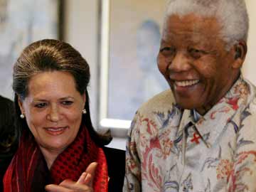 Mandela_Sonia_360.jpg