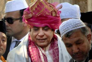 Pak_PM_Raja_Pervez_Ashraf_at_Ajmer_dargah_295x200.jpg