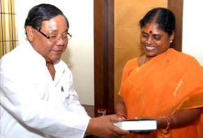 Sangma_meets_Jagan_mother_Vijayamma_295.jpg