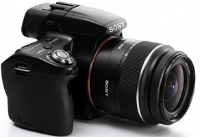 Sony raises digicam feats to new stage