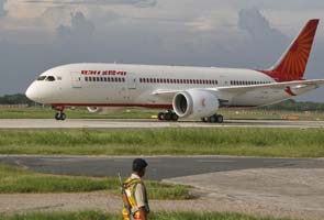 Windshield of Air India's aircraft develops cracks