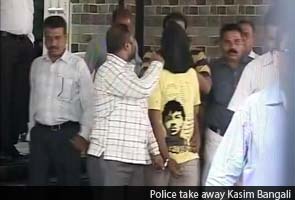 kasim_bangali_police_arrest_295.jpg