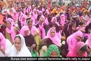 modi_jaipur_burqa_women_295.jpg