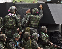 thaiarmycrackdown216.jpg