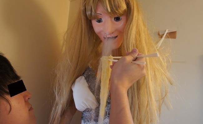 shower guy_650_1 (6).jpg